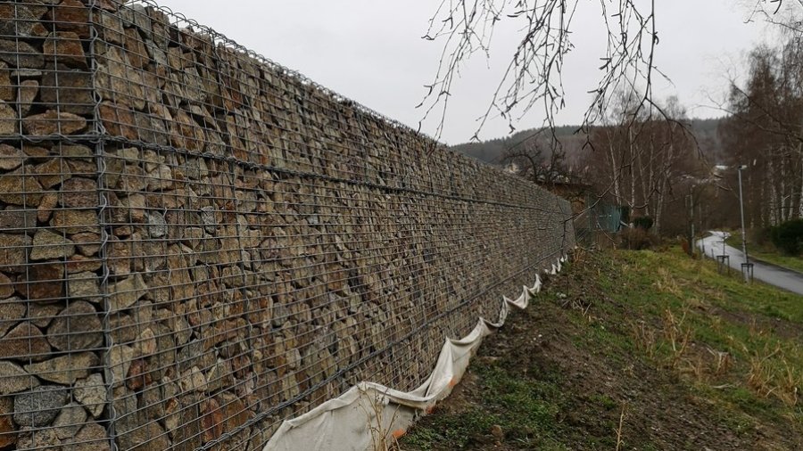 Zárubní stěna Karlovy Vary